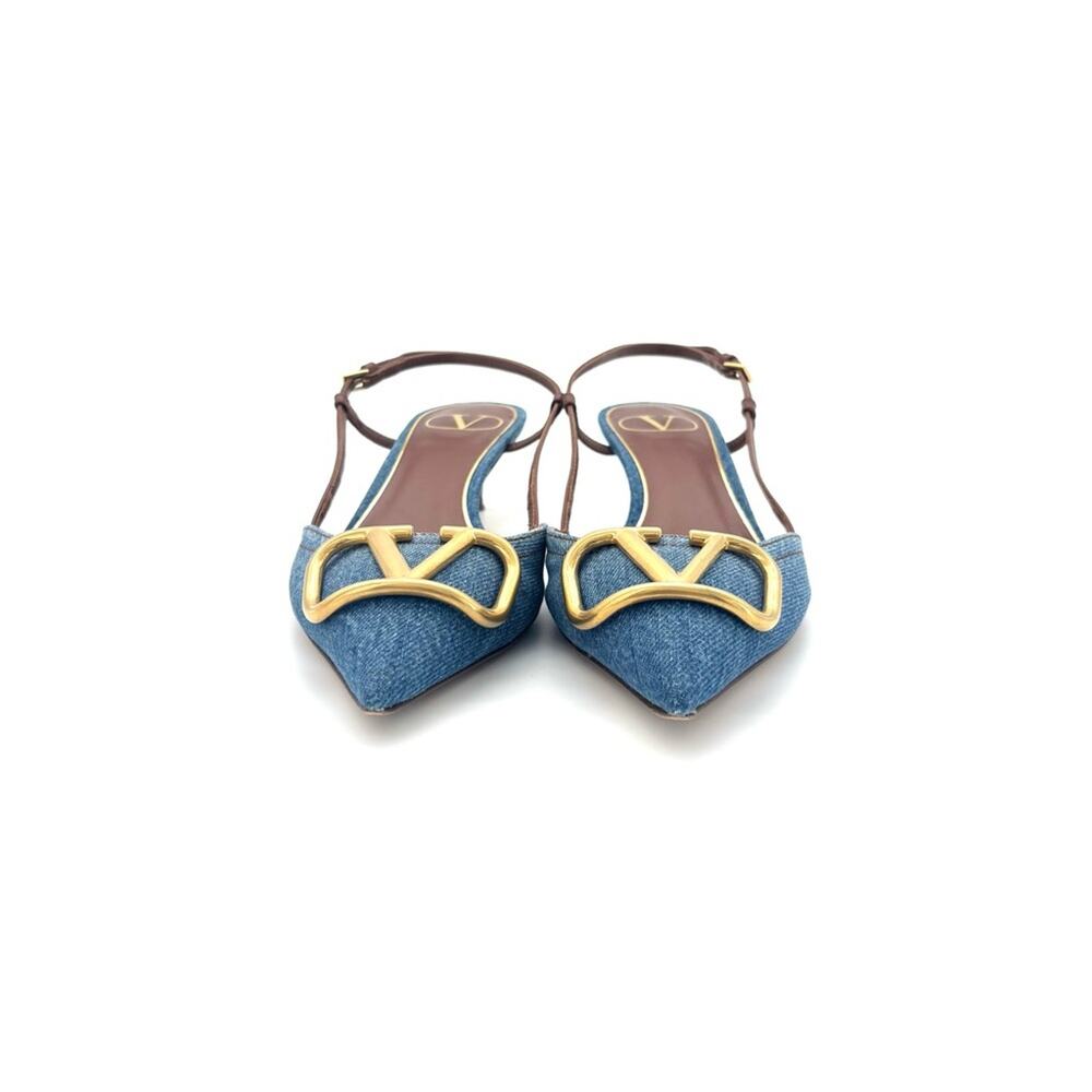 Valentino Garavani VLogo Blue Denim Pointed Toe Slingback Kitten Heel Pumps 37.5 - Picture 4 of 10